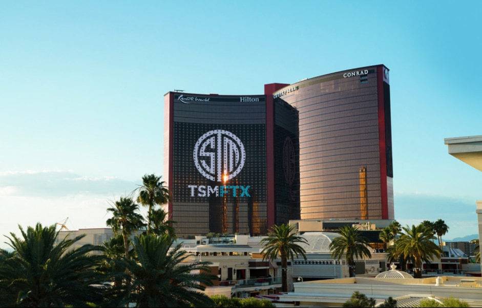 FTX 与全球电竞战队 TSM 以 2.1 亿美元签约，获得战队冠名权：「TSM FTX」